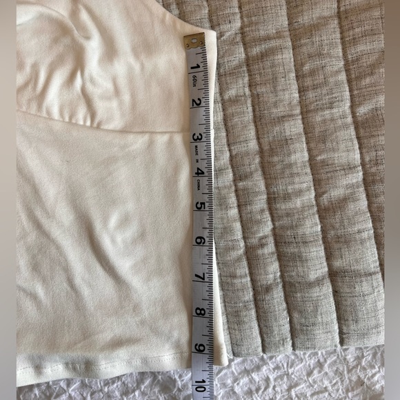 Timing White Twist Front Spaghetti Strap Tank – Size L - Picture 7 of 7